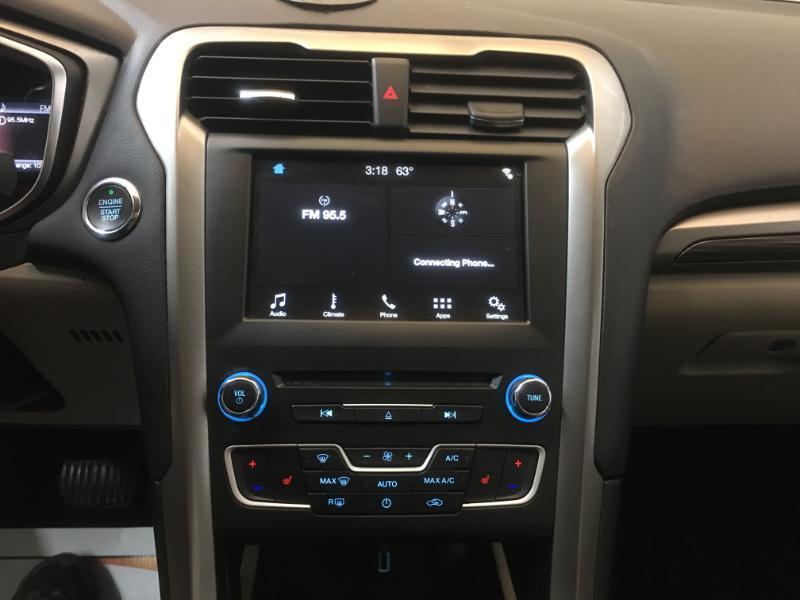 Ford Fusion Hybrid  2018
