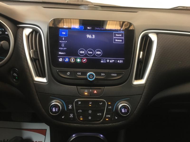 Chevrolet Malibu  2022