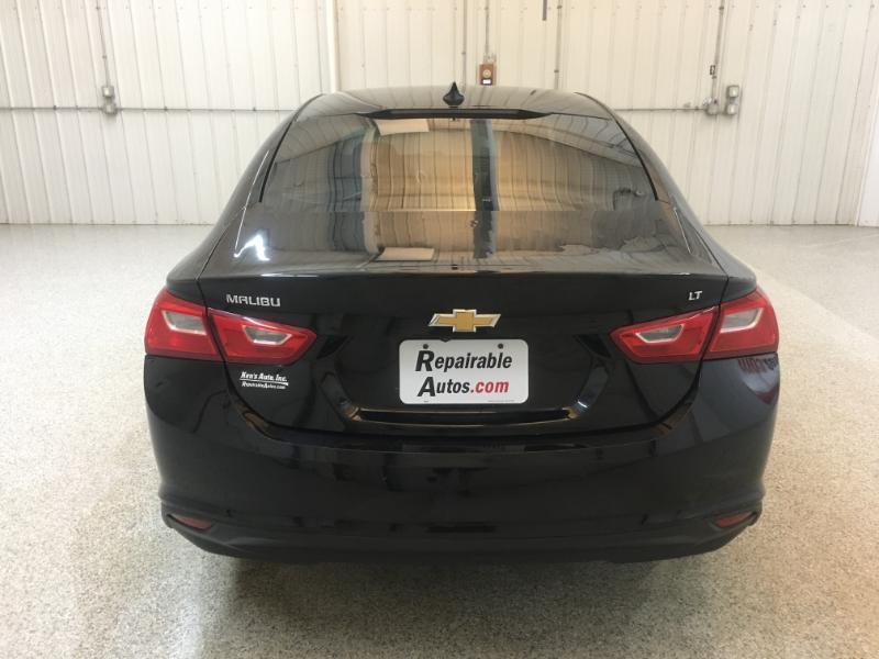 Chevrolet Malibu  2018
