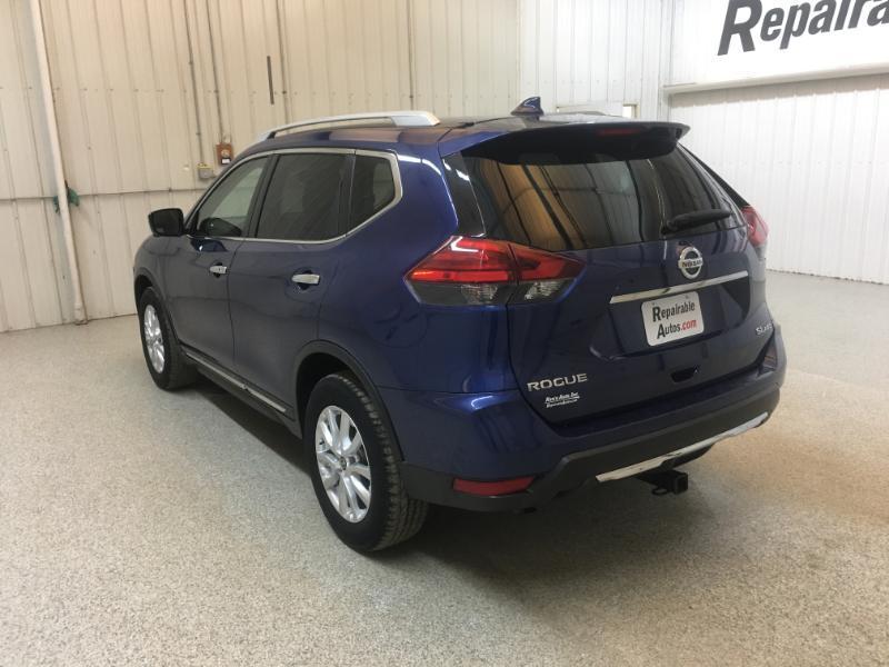 Nissan Rogue  2017