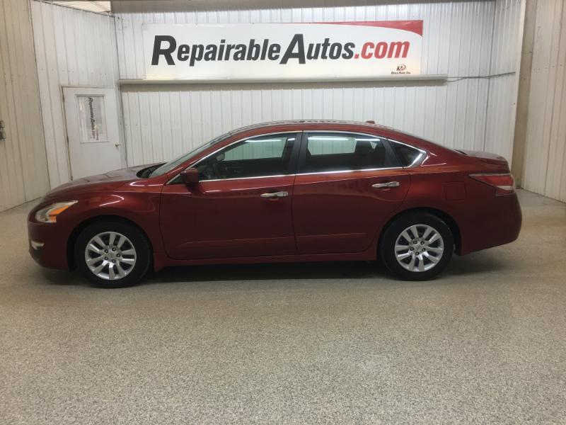 Nissan Altima  2015