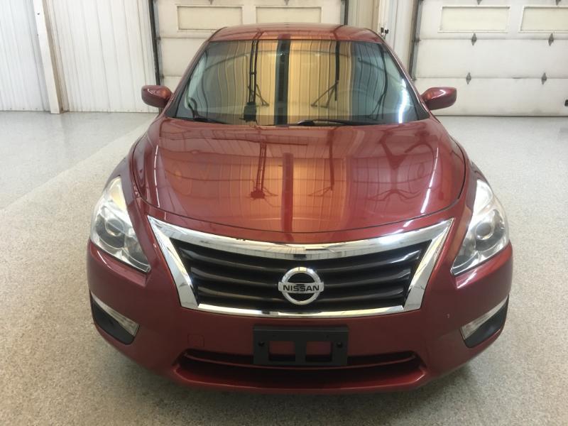 Nissan Altima  2015