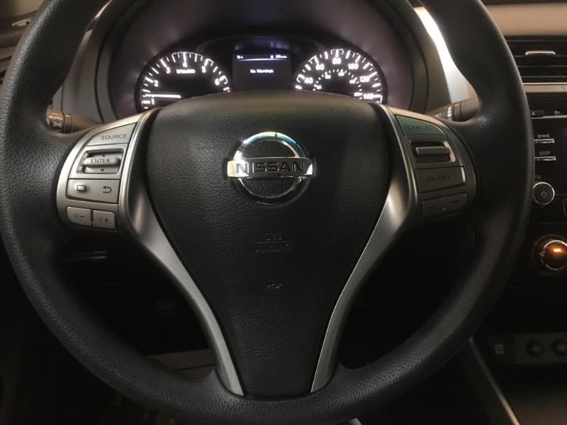 Nissan Altima  2015