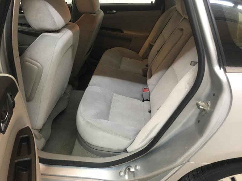 Chevrolet Impala  2012