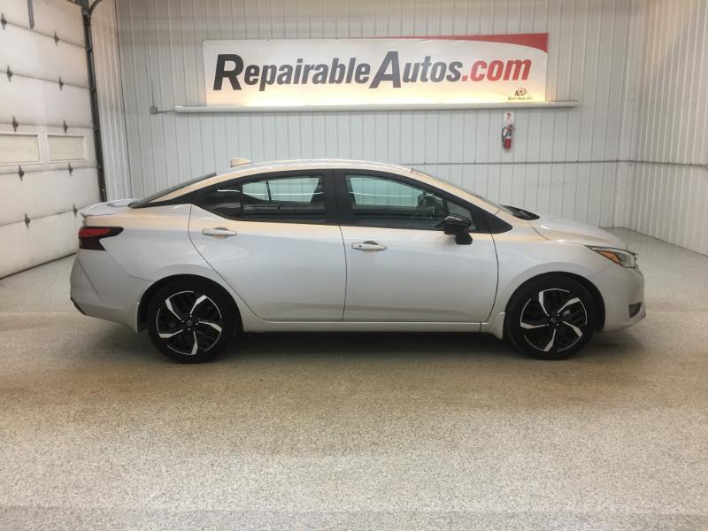 Nissan Versa  2024