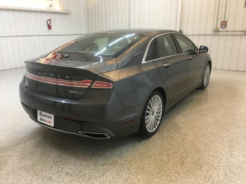 Lincoln MKZ  2017