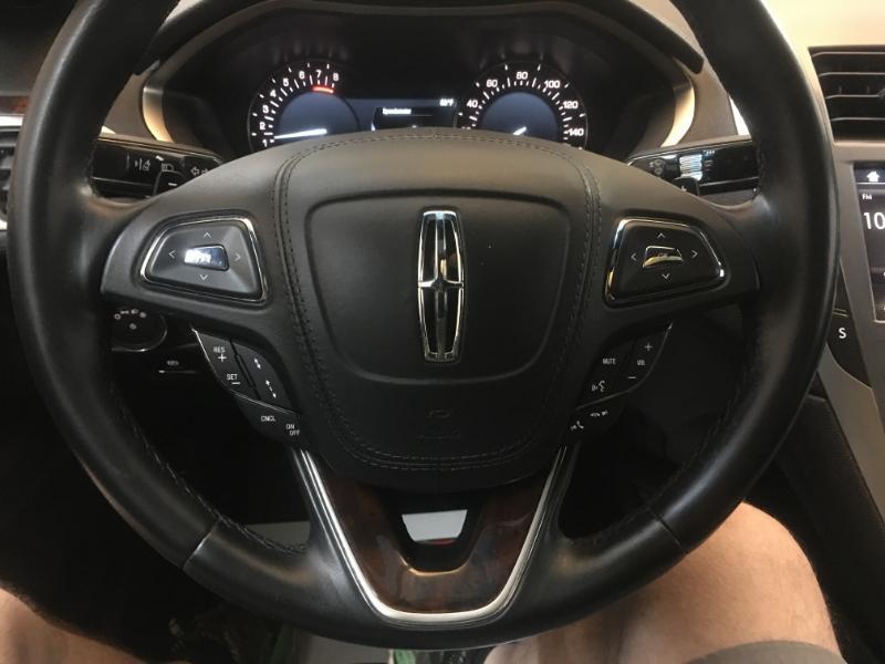 Lincoln MKZ  2017