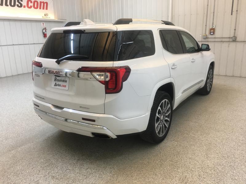 GMC Acadia  2021
