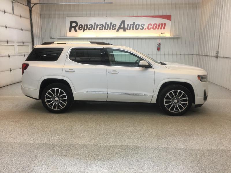 GMC Acadia  2021