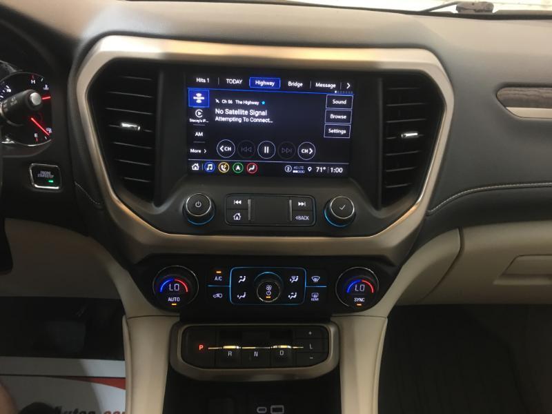 GMC Acadia  2021