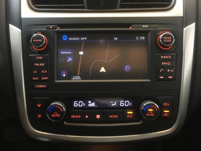 Nissan Altima  2016