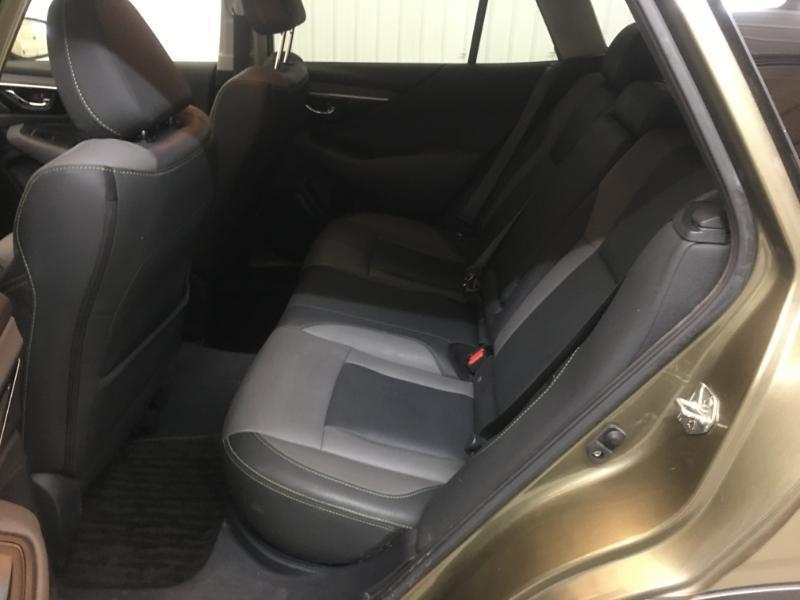 Subaru Outback  2021