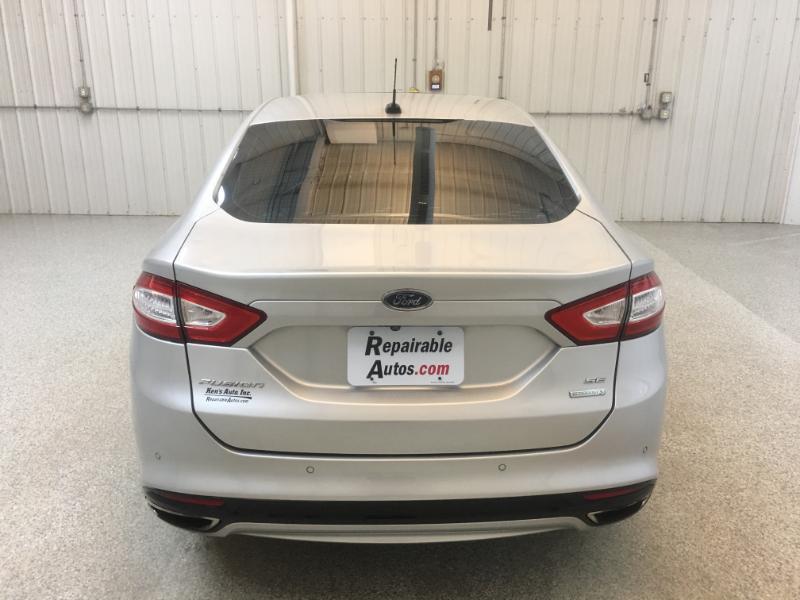Ford Fusion  2016