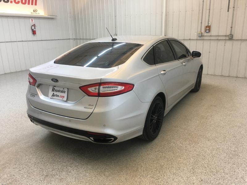 Ford Fusion  2016