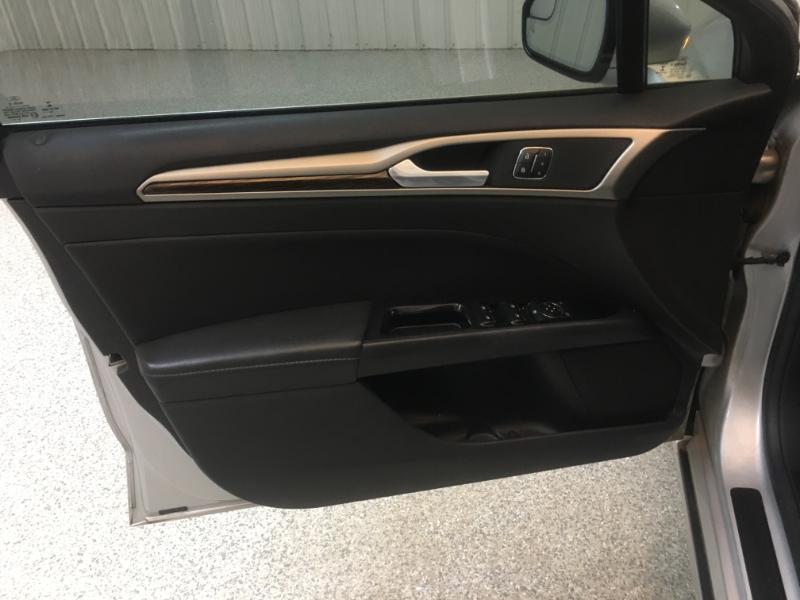 Ford Fusion  2016
