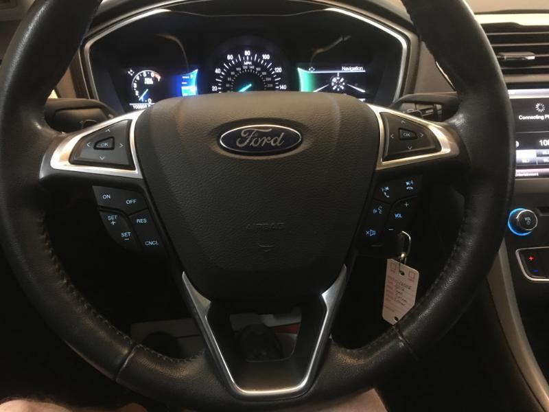 Ford Fusion  2016