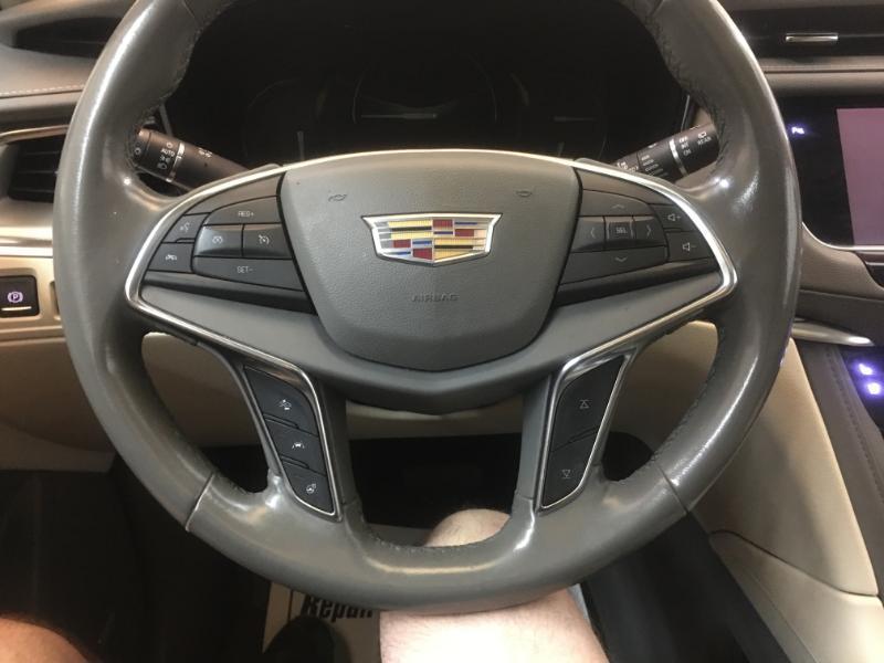 Cadillac XT5  2019