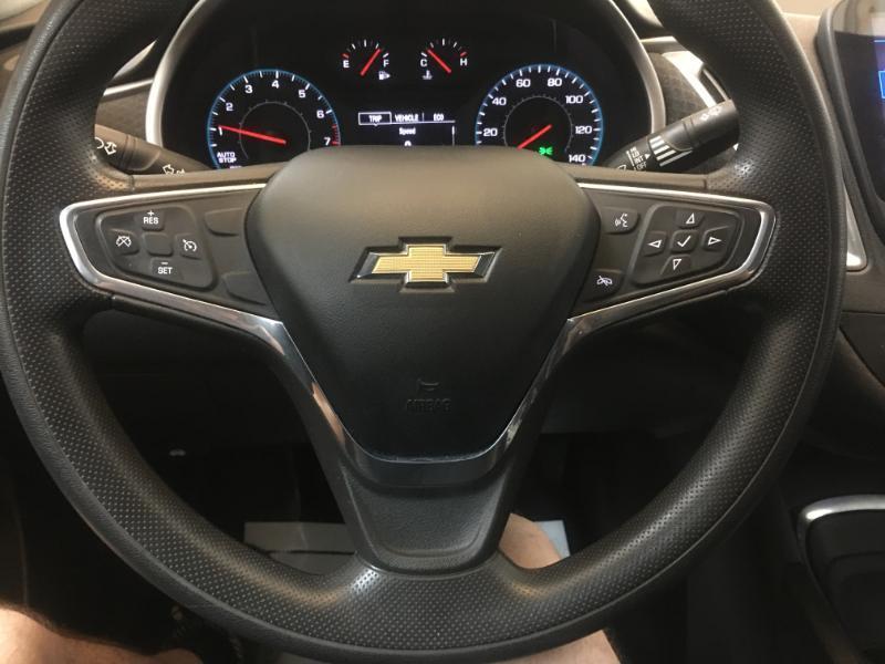 Chevrolet Malibu  2022