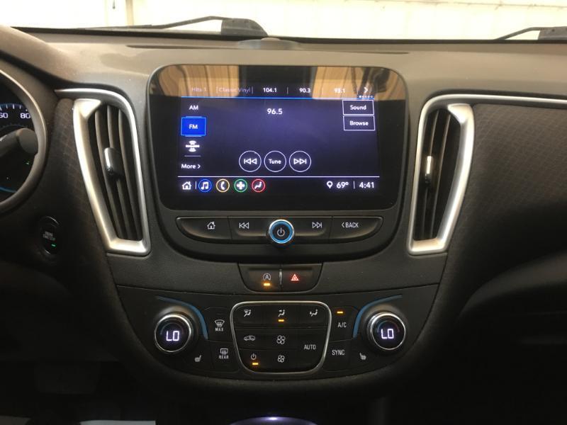 Chevrolet Malibu  2022