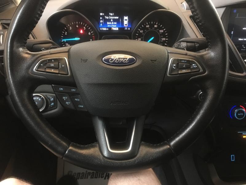 Ford Escape  2017