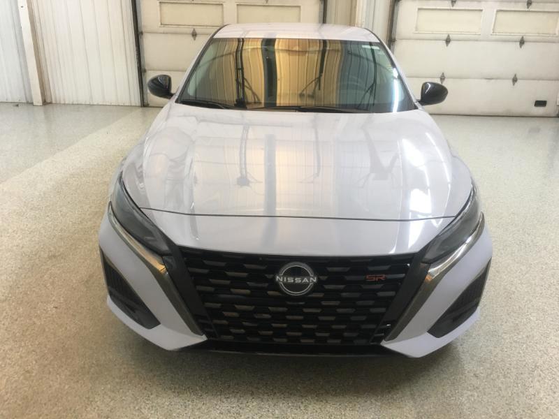 Nissan Altima  2024