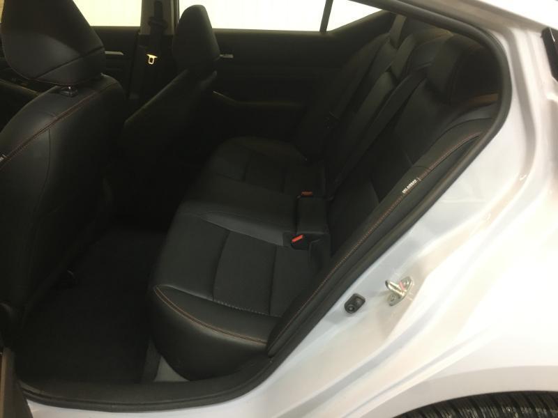 Nissan Altima  2024