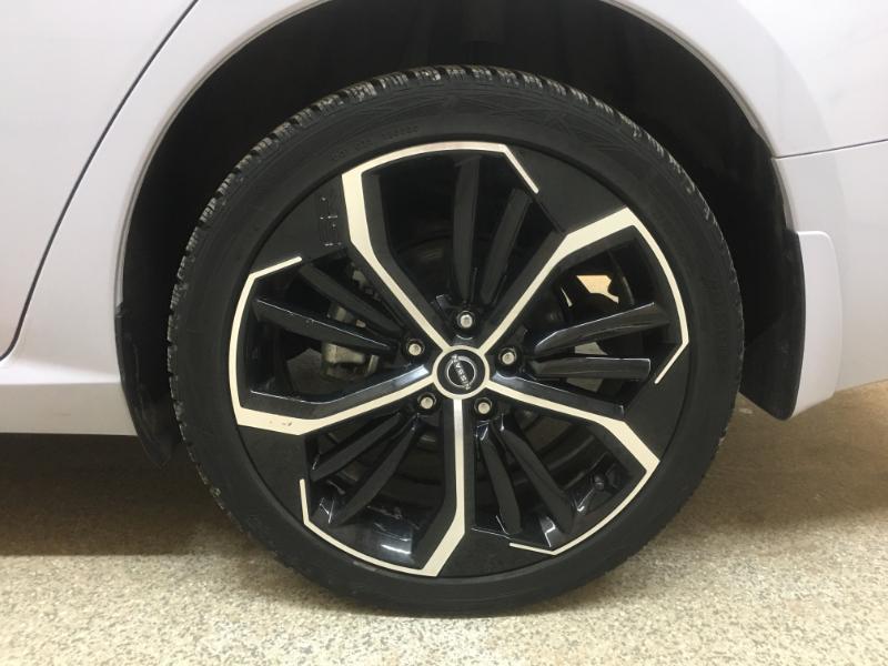 Nissan Altima  2024