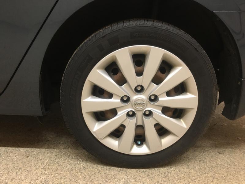 Nissan Sentra  2015