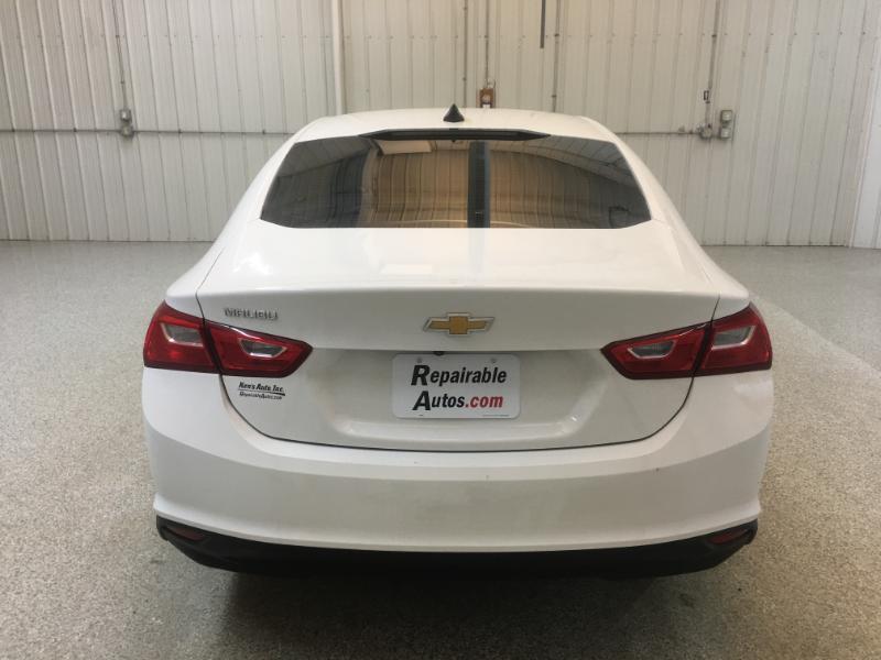 Chevrolet Malibu  2022