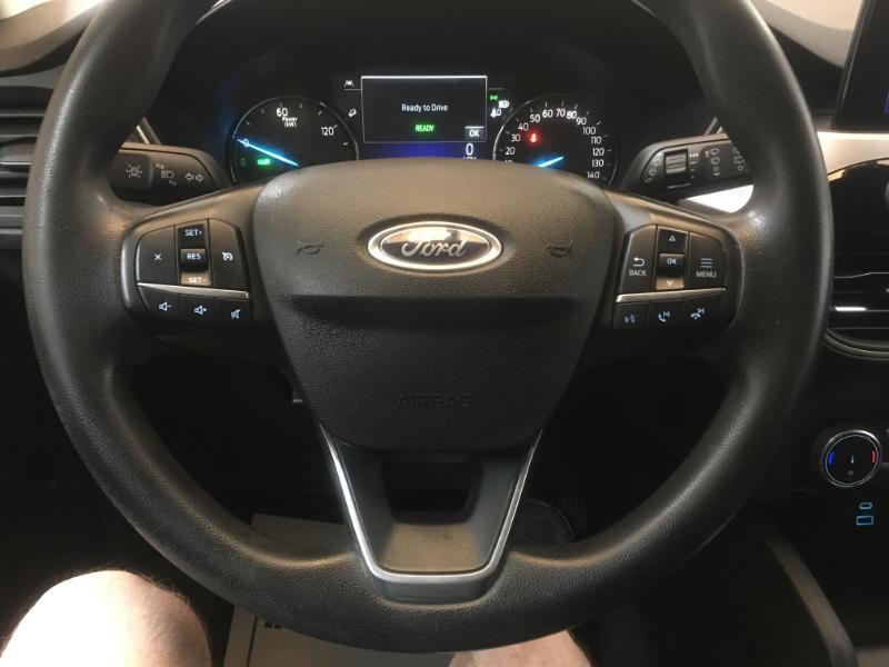 Ford Escape Hybrid  2022
