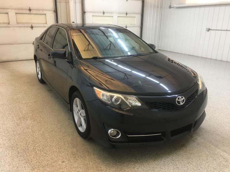 Toyota Camry  2012