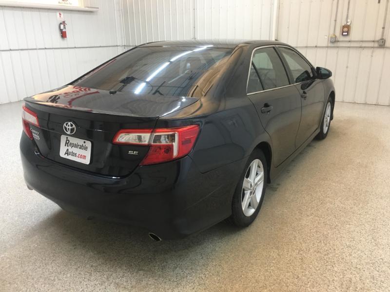 Toyota Camry  2012