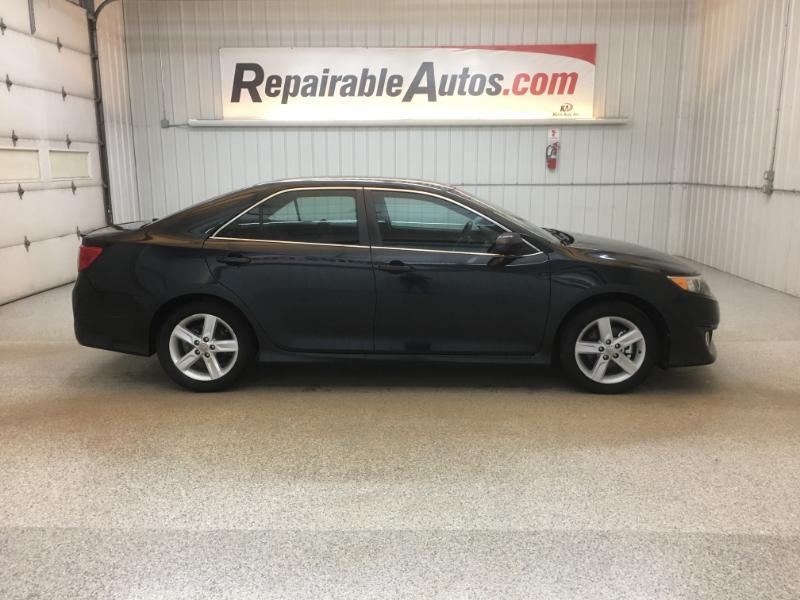 Toyota Camry  2012