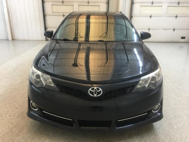 Toyota Camry  2012