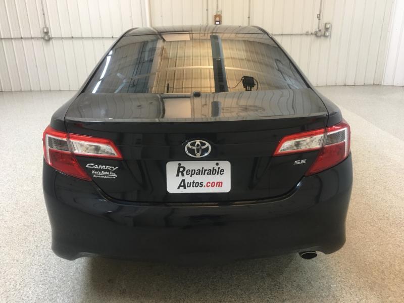 Toyota Camry  2012