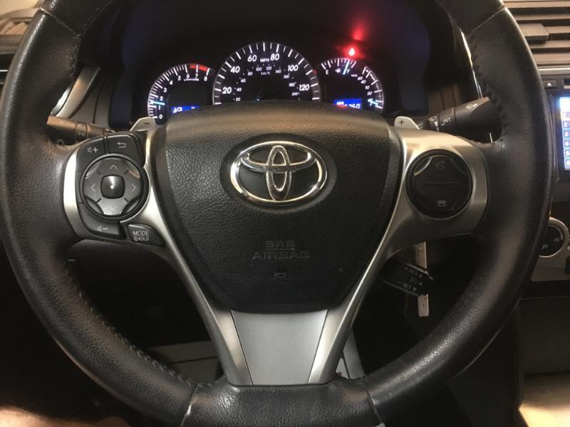 Toyota Camry  2012