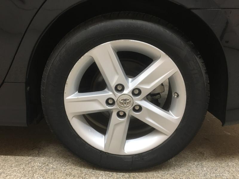Toyota Camry  2012