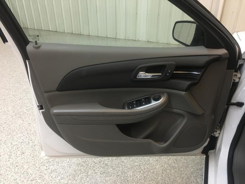 Chevrolet Malibu  2015
