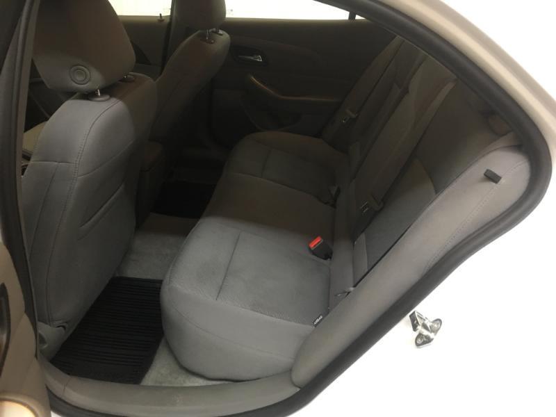 Chevrolet Malibu  2015