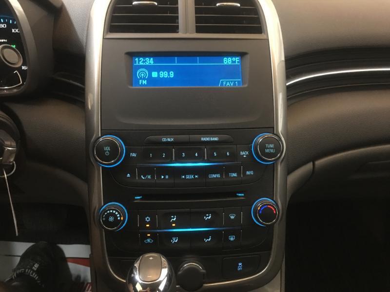 Chevrolet Malibu  2015