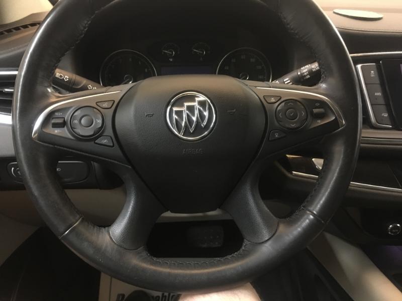 Buick Enclave  2018