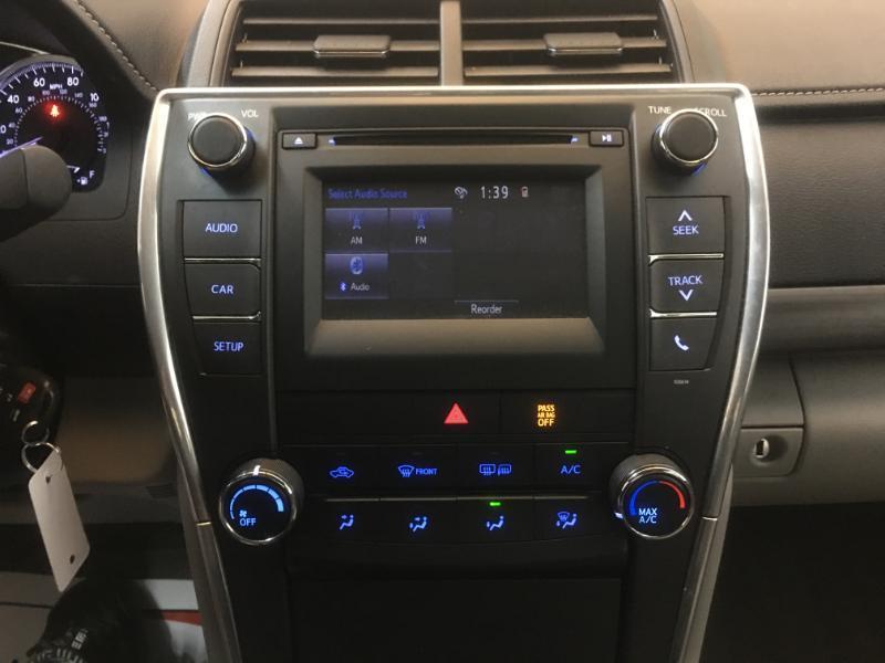 Toyota Camry  2017