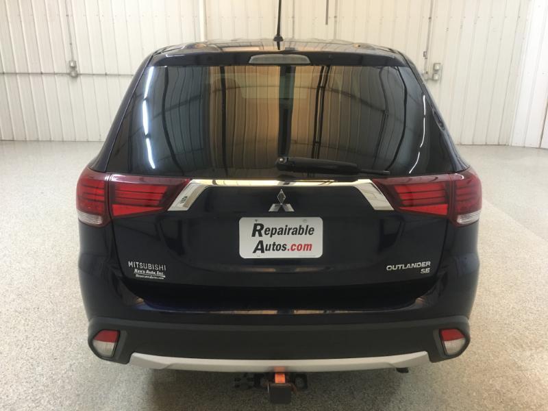 Mitsubishi Outlander  2016