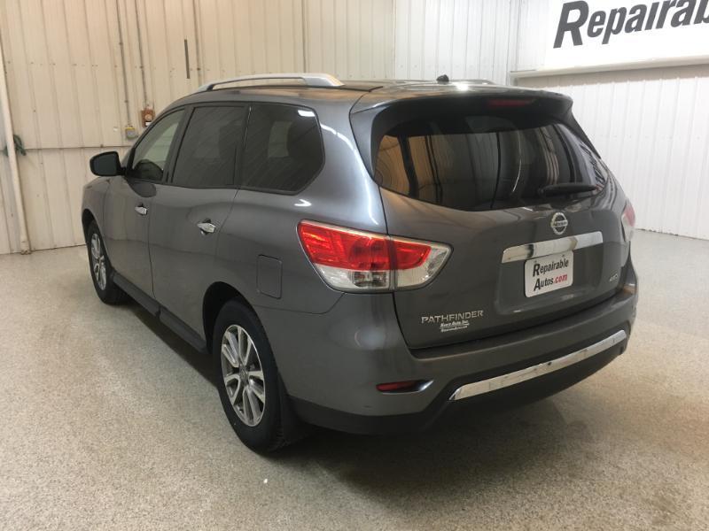 Nissan Pathfinder  2015