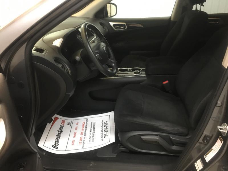 Nissan Pathfinder  2015