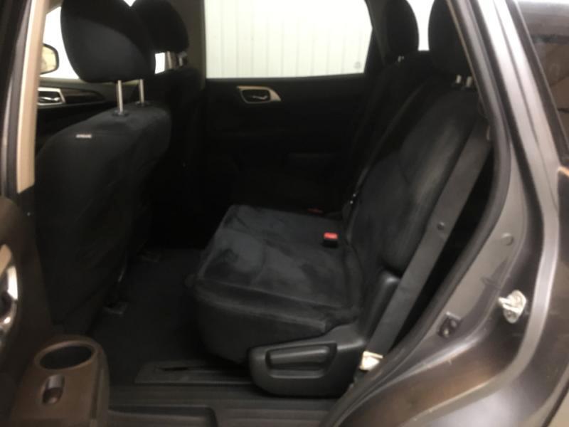 Nissan Pathfinder  2015