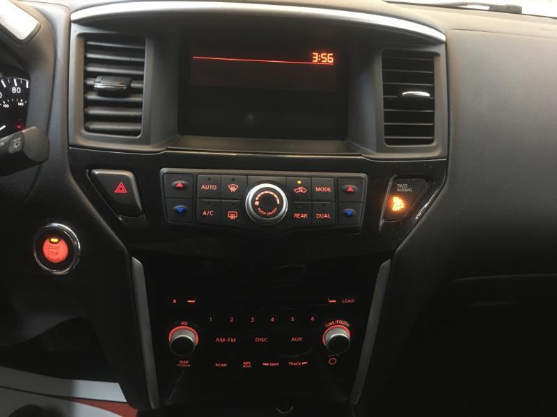 Nissan Pathfinder  2015