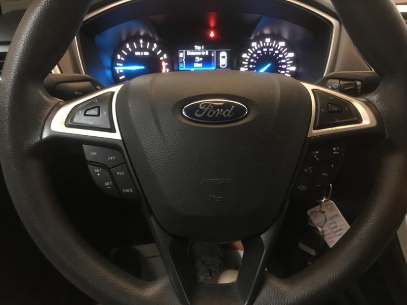 Ford Fusion  2016