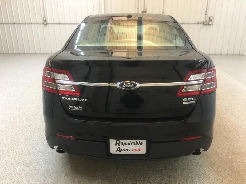 Ford Taurus  2016