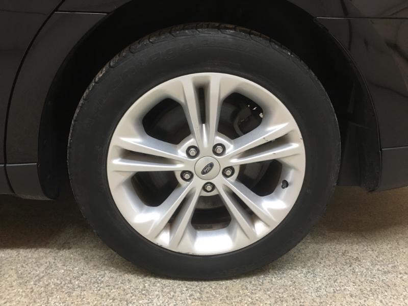 Ford Taurus  2016